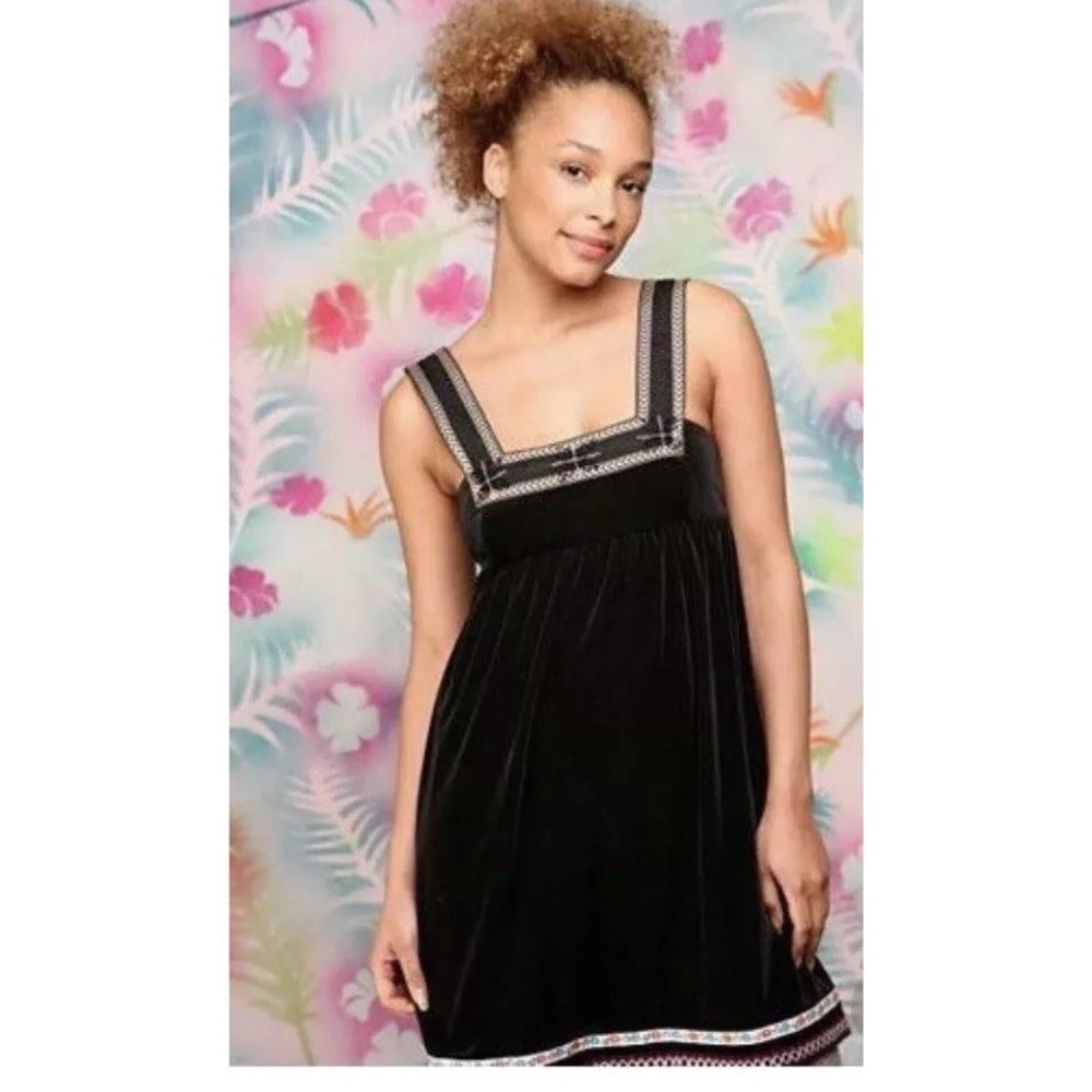 Free people black embroidered Scandinavian dress